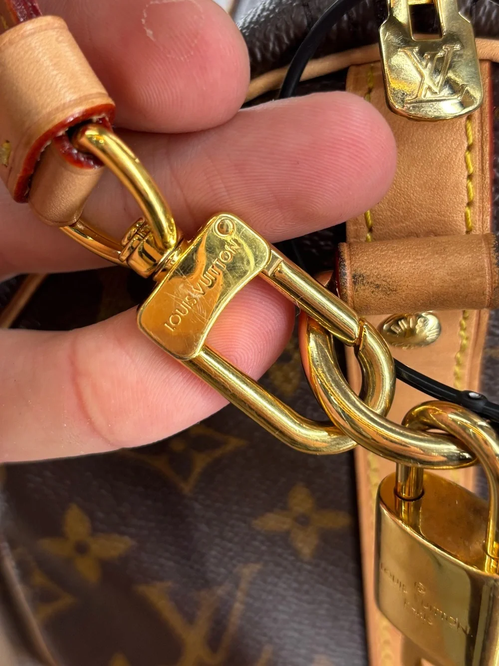 Louis Vuitton Speedy 30 Bandouliere Monogram Canvas Shoulder Bag